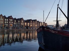 TRA I CANALI DI AMSTERDAM E I MULINI OLANDESI